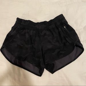 Lululemon Track that Shorts 3” Mid rise